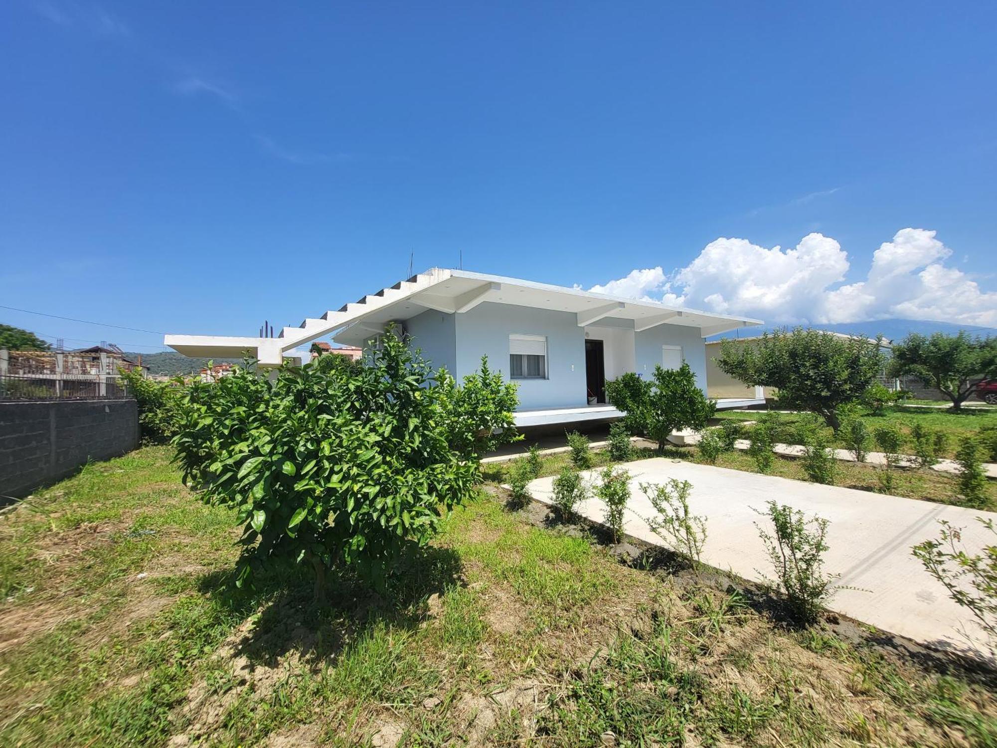 Villa Ndoni Berat Exterior photo